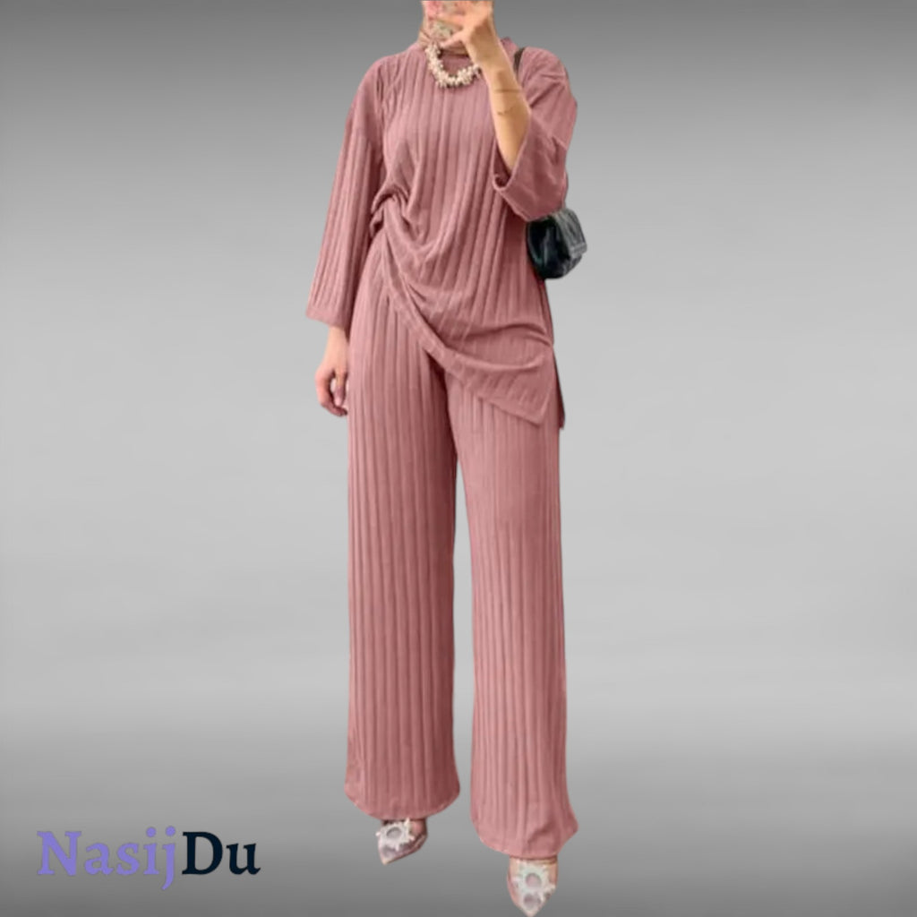 Ensemble Deux Pièces Coupe Large pour l'Hiver